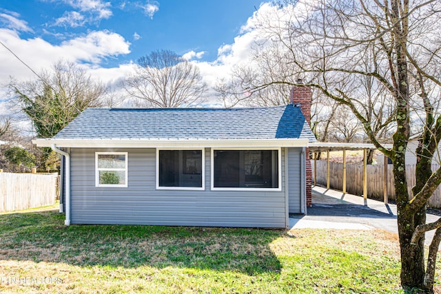 exterior space featuring a lawn