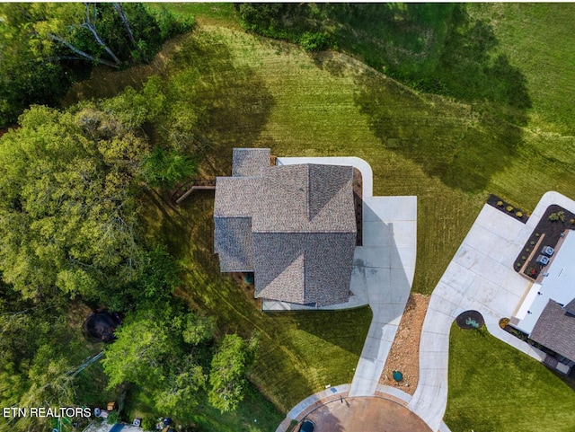 295 Caulderwood Ln, Lenoir City, TN 37771 - drone / aerial view
