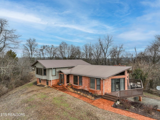 view of front of home featuring a deck