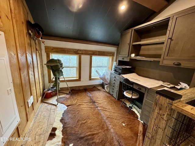 550 Steer Creek Rd, Tellico Plains, TN 37385 - office with vaulted ceiling