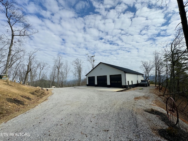 550 Steer Creek Rd, Tellico Plains, TN 37385 - exterior space featuring a garage