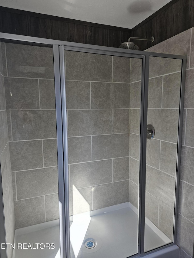 bathroom with walk in shower