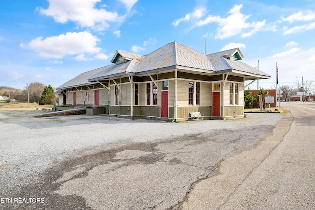 view of front of home