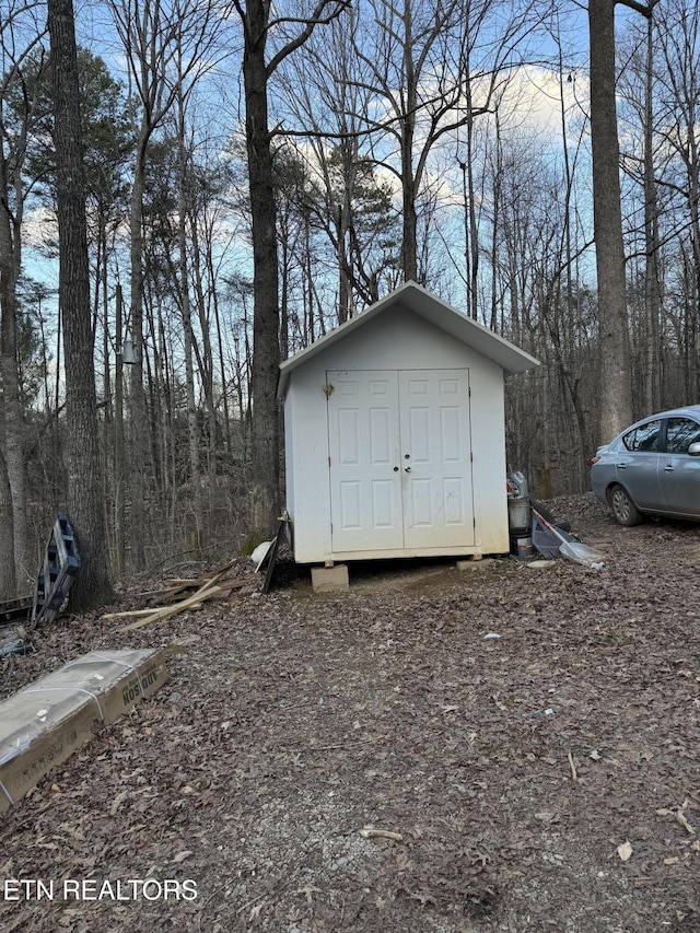 view of outdoor structure