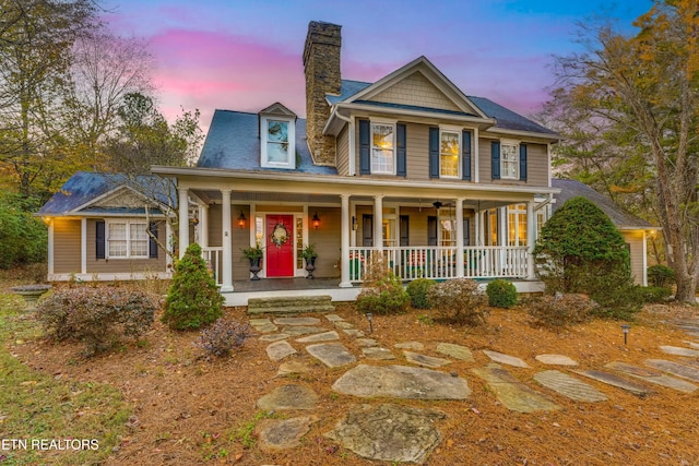 view of front of house featuring a porch