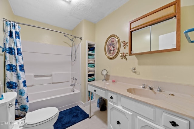 full bathroom with shower / tub combo with curtain, vanity, toilet, and a textured ceiling