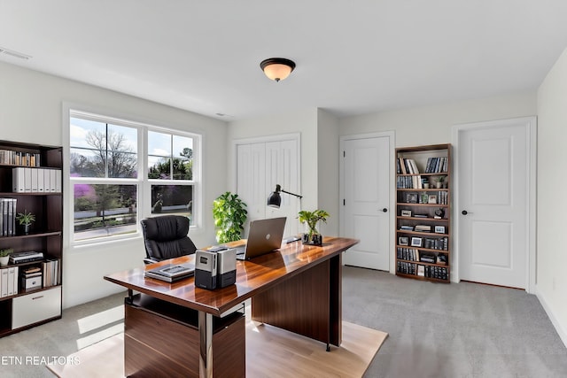 11707 Grigsby Chapel Rd, Knoxville, TN 37934 - office space featuring light carpet