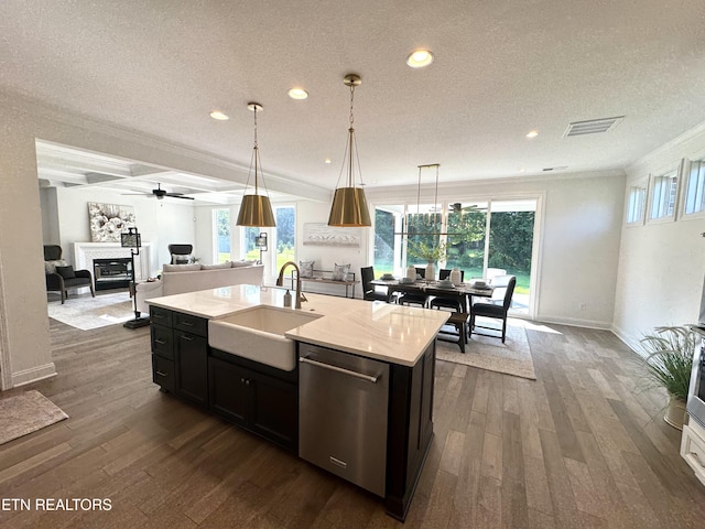 11707 Grigsby Chapel Rd, Knoxville, TN 37934 - kitchen with a sink, stainless steel dishwasher, open floor plan, crown molding, and an island with sink