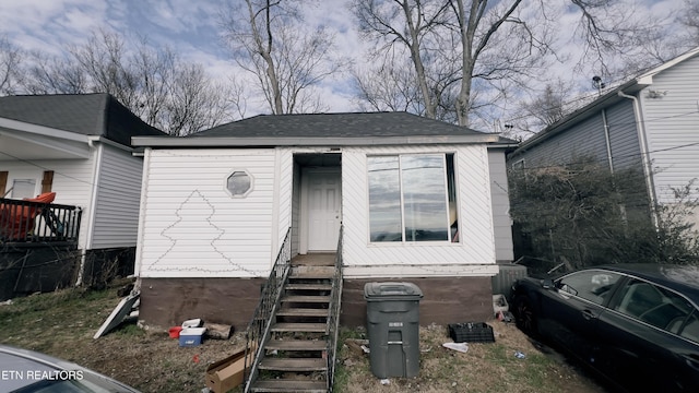 view of front of property