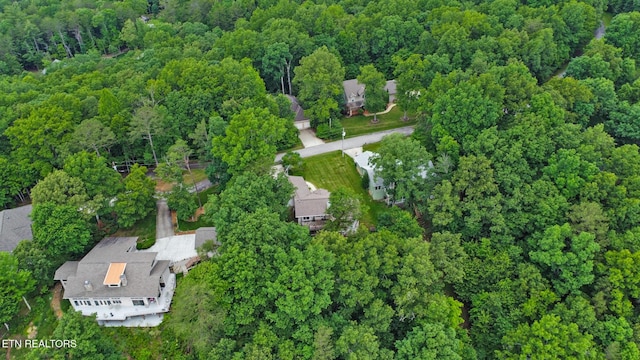 27 Brambleton Ct, Crossville, TN 38558 - aerial view of property and surrounding area featuring a forest