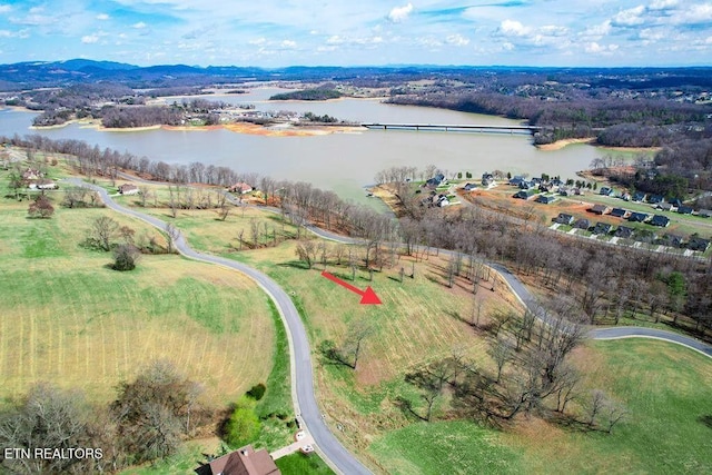 Listing photo 2 for 2414 Starboard Crest Rd, Morristown TN 37814