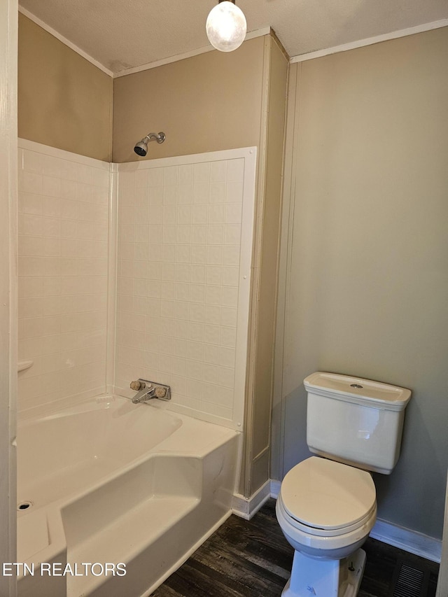 277 Coolidge Rd, Lafollette, TN 37766 - full bathroom featuring wood finished floors, crown molding, and bathtub / shower combination
