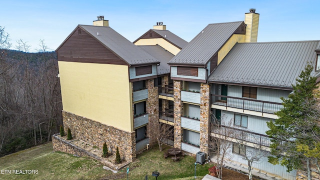 1130 Ski View Dr, Gatlinburg, TN 37738 - view of building exterior featuring central air condition unit