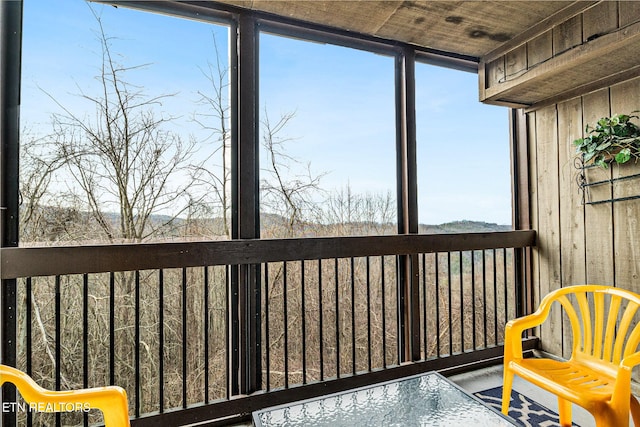 1130 Ski View Dr, Gatlinburg, TN 37738 - view of sunroom