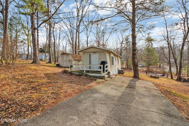 view of manufactured / mobile home