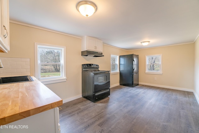 kitchen featuring sink, white cabinetry, wood-type flooring, black appliances, and ornamental molding