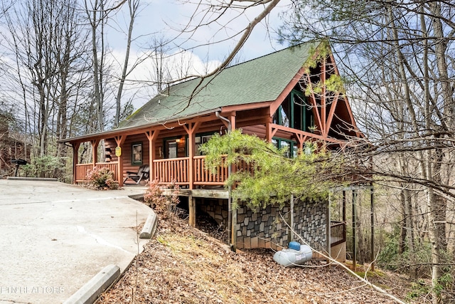 view of front of home featuring a porch