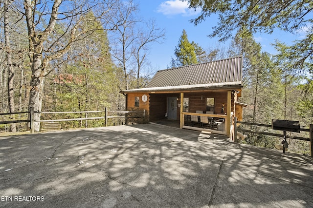 exterior space with driveway