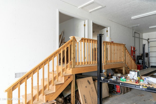 1017 Old Knoxville Hwy, Sevierville, TN 37862 - interior space