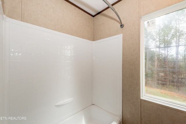 bathroom featuring shower / washtub combination