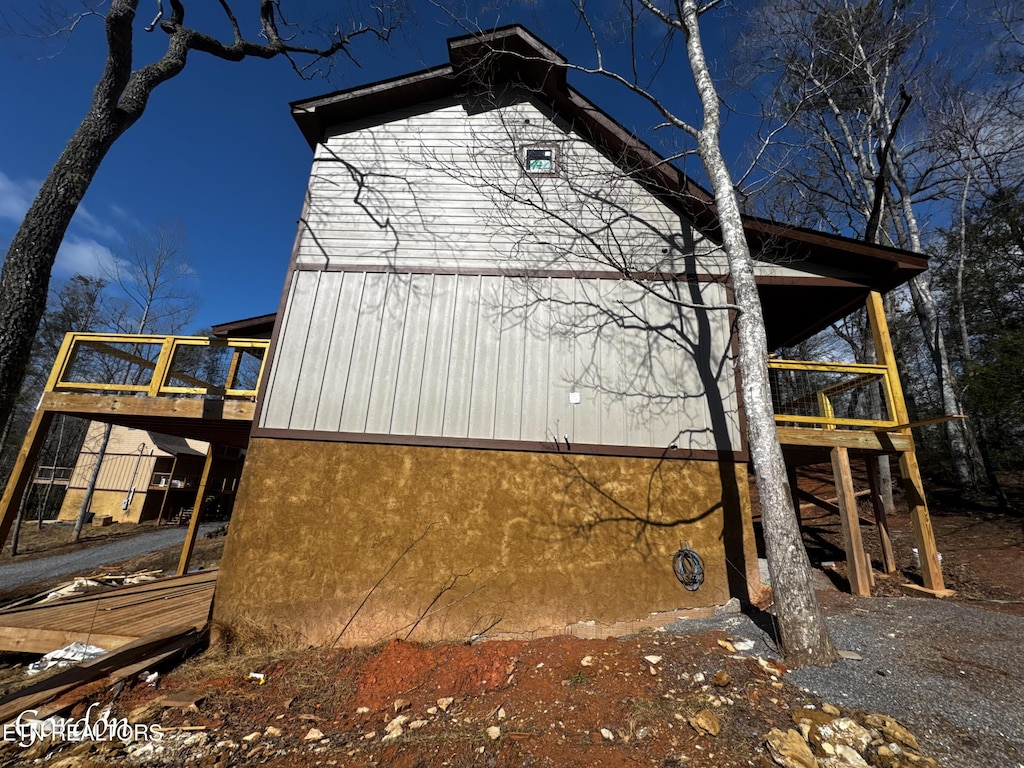 view of home's exterior