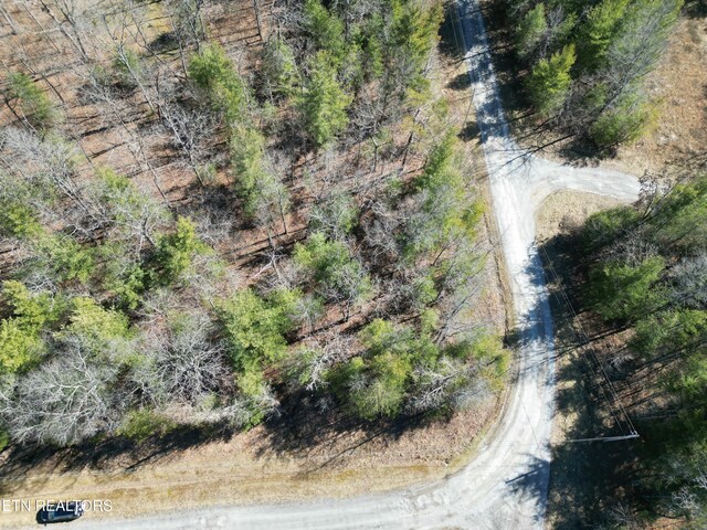 6123 Seneca Trl, Crossville, TN 38572