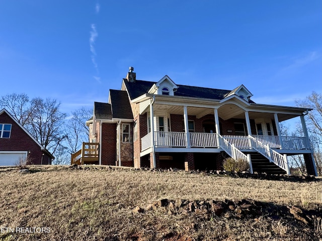 view of front facade featuring a porch