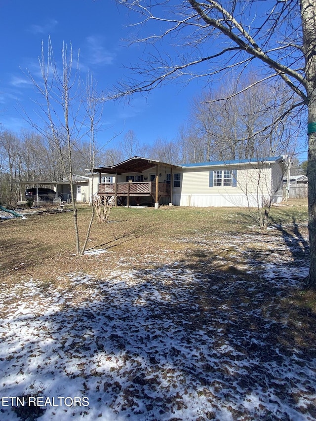 view of front of property