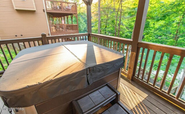 143 N Bridge Ln, Lafollette, TN 37766