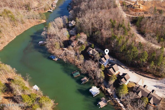 143 N Bridge Ln, Lafollette, TN 37766