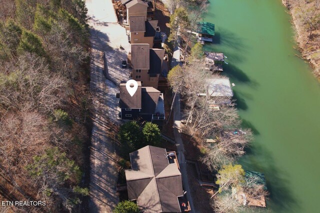 143 N Bridge Ln, Lafollette, TN 37766
