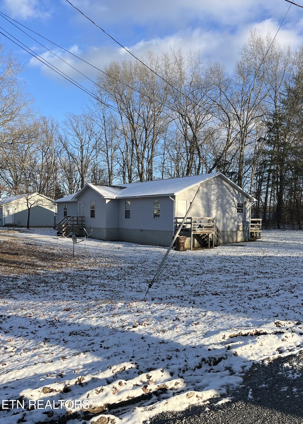 669 Myrtle Ave, Crossville, TN 38555 - photo 2