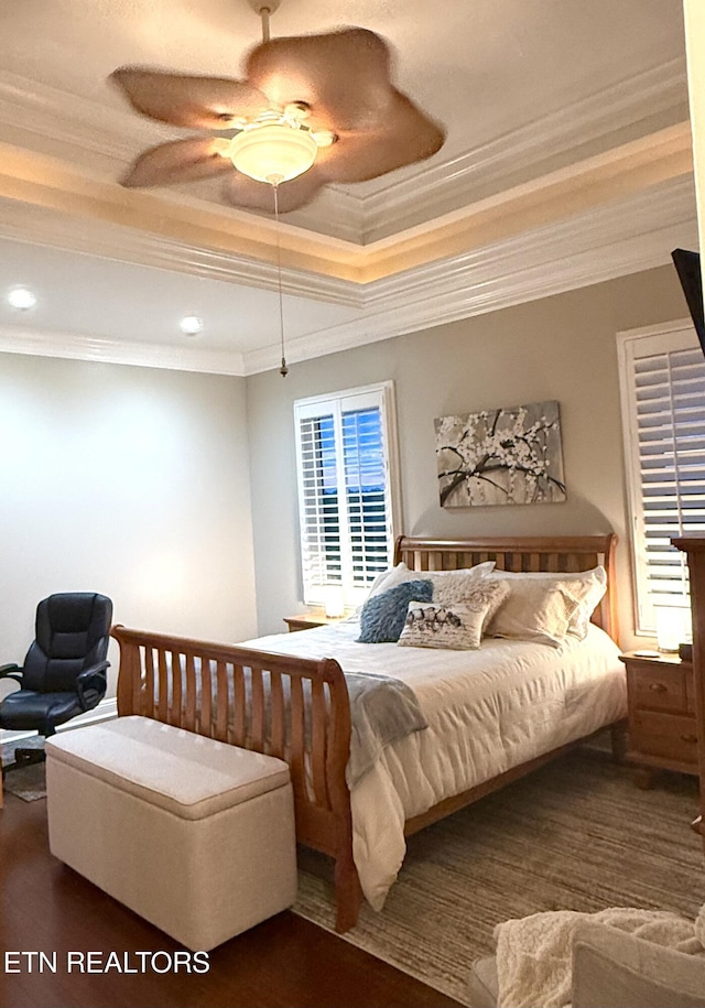 353 Southshore Dr, Greenback, TN 37742 - bedroom with ornamental molding, a raised ceiling, wood finished floors, recessed lighting, and ceiling fan