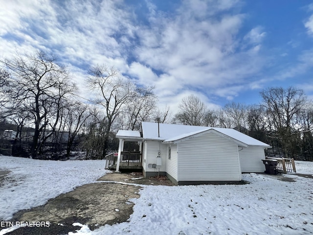 exterior space featuring a porch