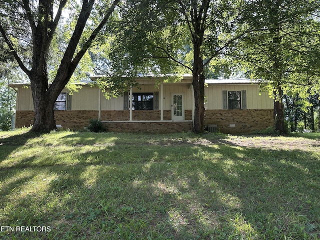 134 Woodlawn Dr, Jamestown, TN 38556 - photo 1
