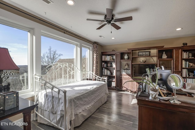 245 Harrison Bend Rd, Loudon, TN 37774 - bedroom featuring visible vents, recessed lighting, and dark wood-style flooring