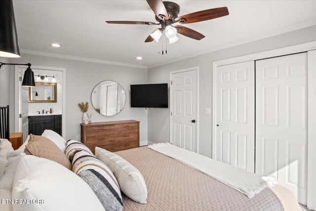 bedroom with ceiling fan, a closet, recessed lighting, and crown molding