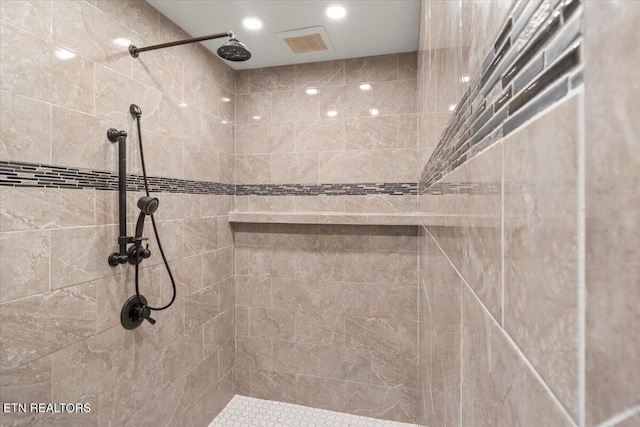 846 Quietlands Dr, Maryville, TN 37801 - bathroom with tiled shower