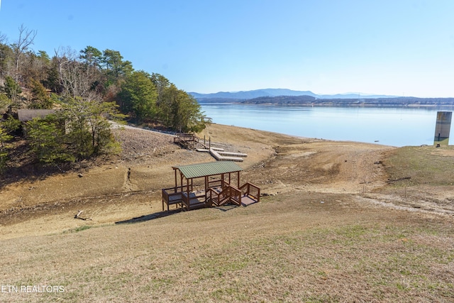 view of water feature with a mountain view