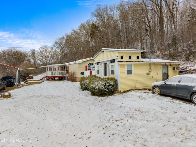 view of front of home