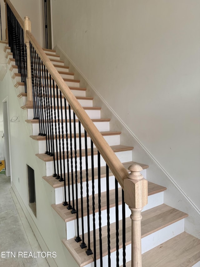2127 Lantern Park Ln, Knoxville, TN 37932 - view of stairway