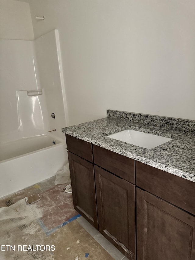 2127 Lantern Park Ln, Knoxville, TN 37932 - full bath featuring vanity and shower / washtub combination