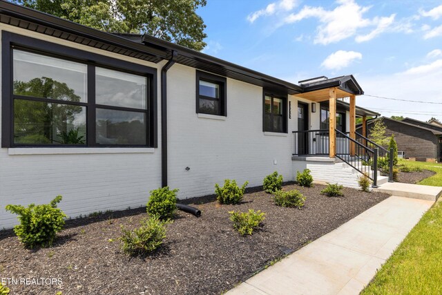 11433 Turkey Creek Rd, Knoxville, TN 37934 - view of front of home with brick siding
