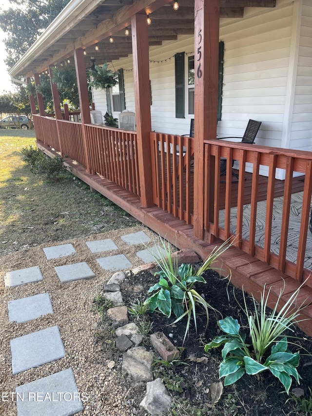 exterior space with a porch