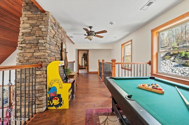 playroom with billiards, visible vents, a ceiling fan, and wood finished floors