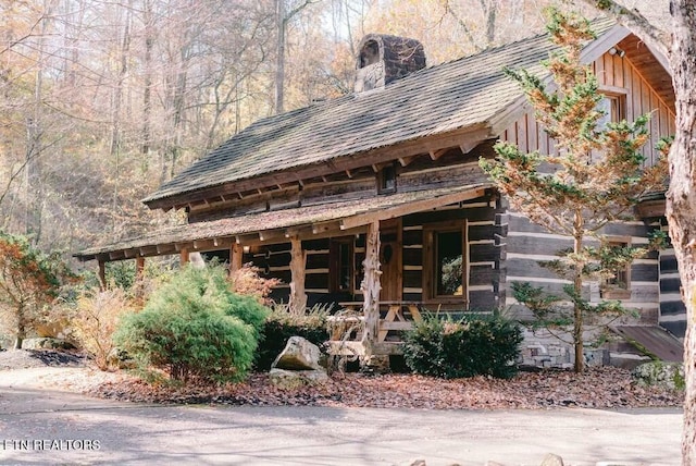 view of front of home featuring covered porch