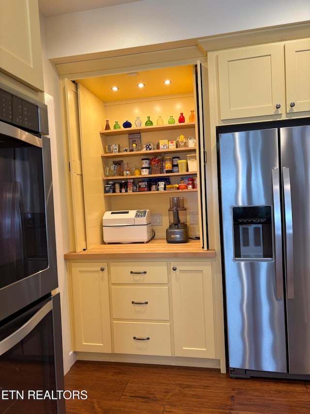 193 Holly Tree Dr, Crossville, TN 38555 - view of pantry