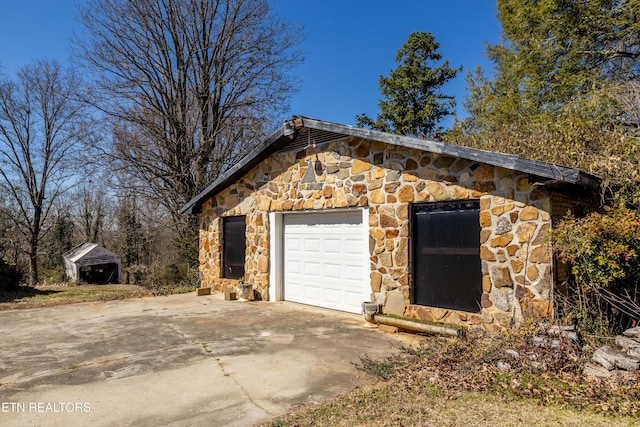 view of detached garage