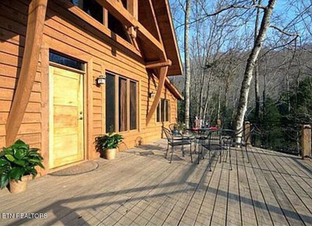 360 Spurlock Hollow Ln, Gainesboro, TN 38562 - deck with outdoor dining area
