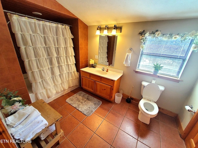 full bath featuring shower / bath combo with shower curtain, vanity, toilet, and tile patterned floors